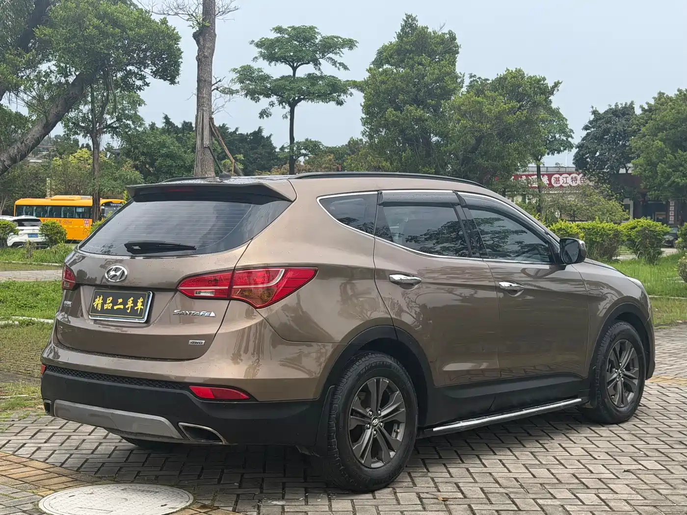 Hyundai Santa Fe 2013 Model 2.4L Automatic 4WD Smart фото 5