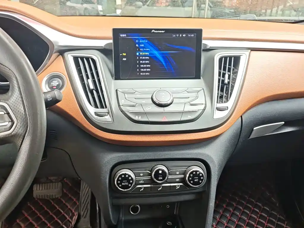 Soueast DX7 2018 2018 1.5T Auto Glory Edition