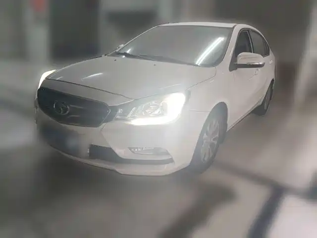 Soueast V5 Lingzhi 2015 Plus 1.5L Manual Smart Fun Edition