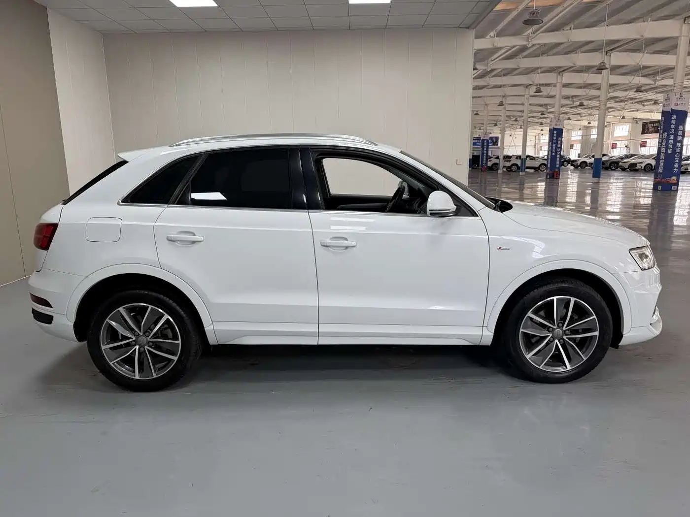 Audi Q3 2018 30 TFSI Fashion Collector's Edition фото 8