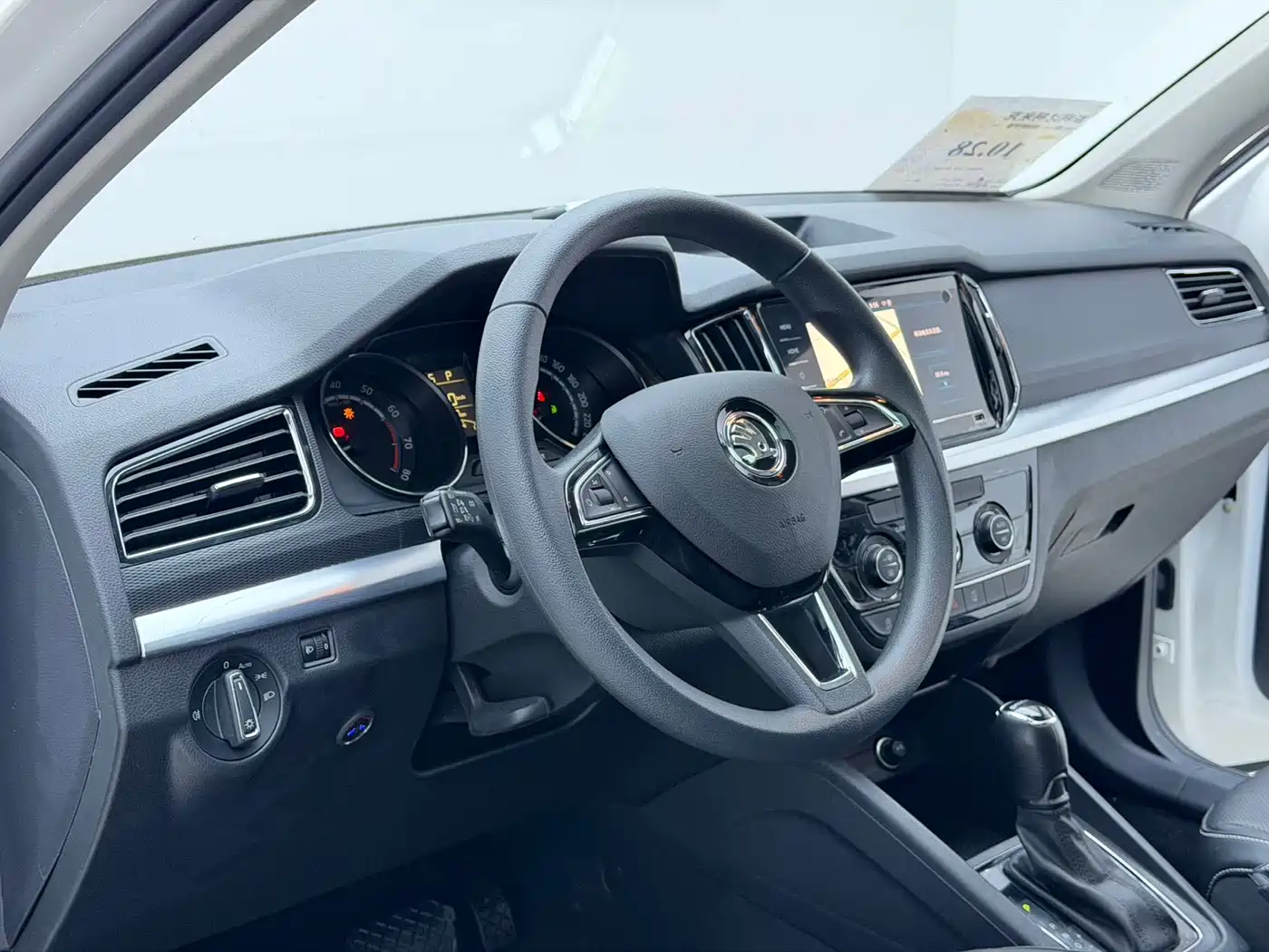 Škoda Kamiq 2022 1.5L Automatic Comfort Edition фото 12