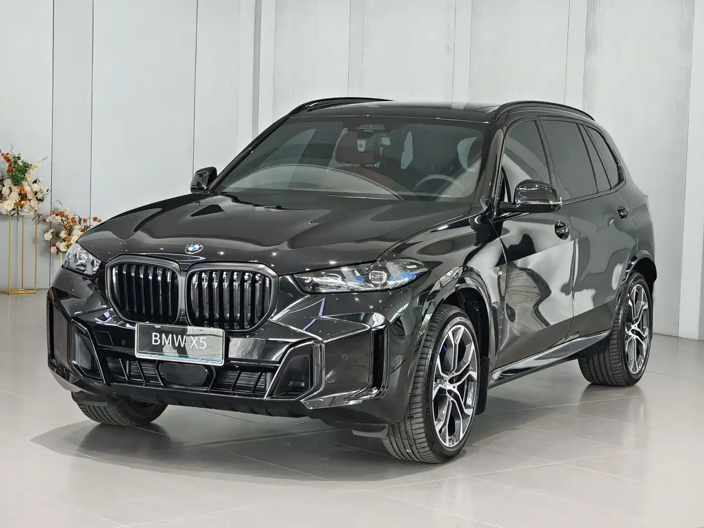 BMW X5 2026 2025 Model xDrive 40Li M Sport Blackout Package