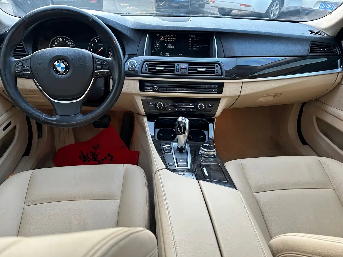 BMW 5 Series 2014 525Li Luxury Design Package фото 6