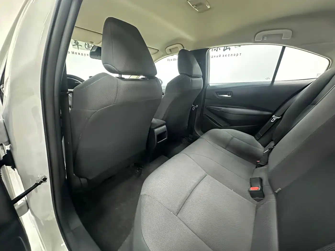 Toyota Corolla 2023 1.5L Pioneer Edition фото 13