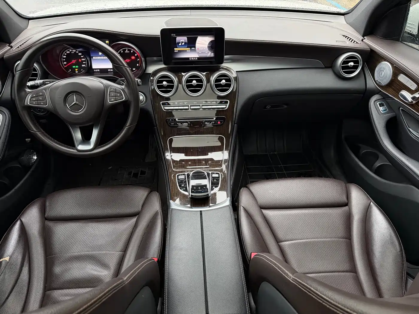 Mercedes-Benz GLC 2017 GLC 260 4MATIC Luxury фото 8