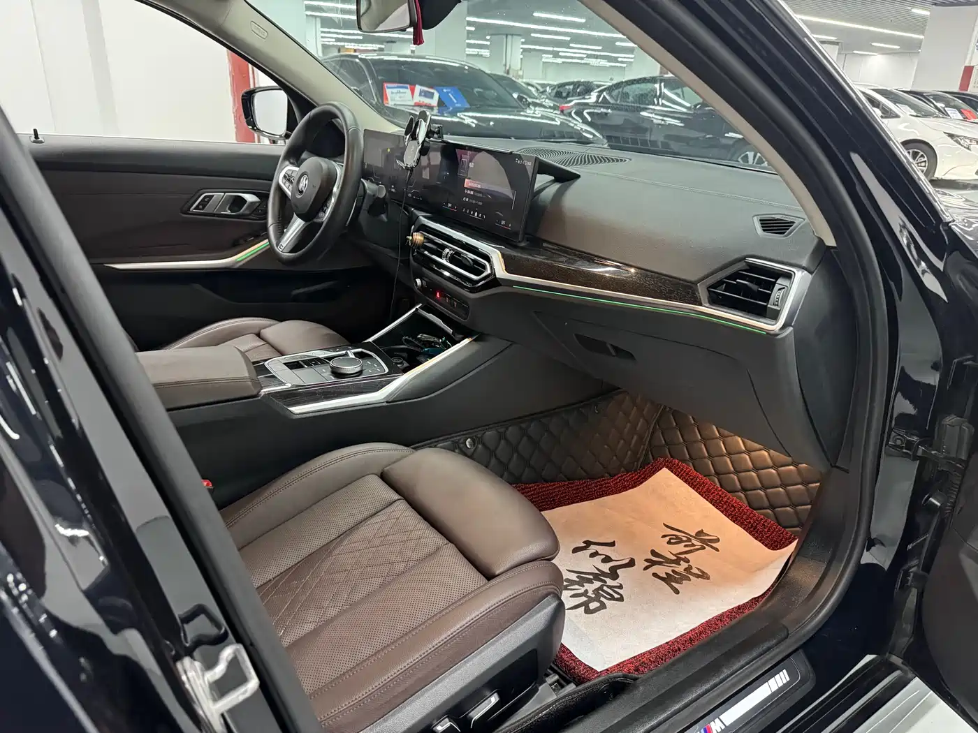 BMW 3 Series 2024 325Li M Sport Package фото 11