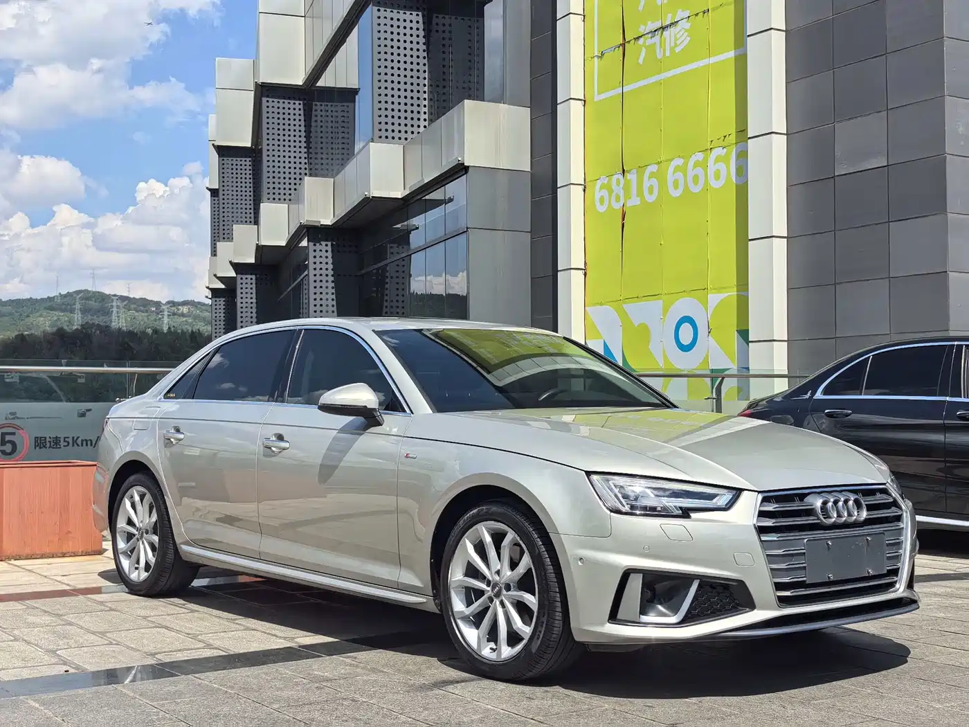 Audi A4L 2019 40 TFSI Fashion (China V) фото 3