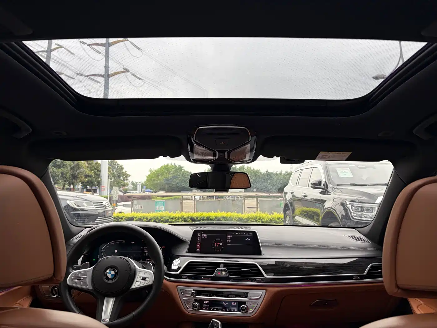 BMW 7 Series 2019 740Li Leading M Sport Package фото 21