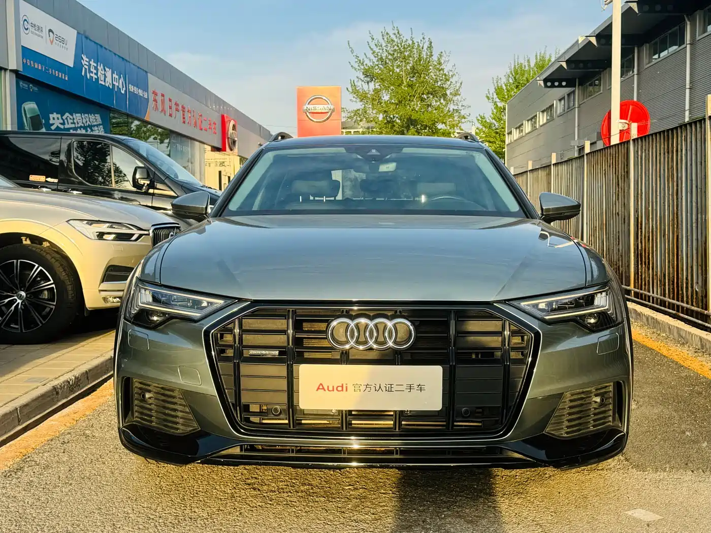 Audi A6 (Import) 2021 allroad quattro Explorer 55 TFSI Premium Off-road фото 2