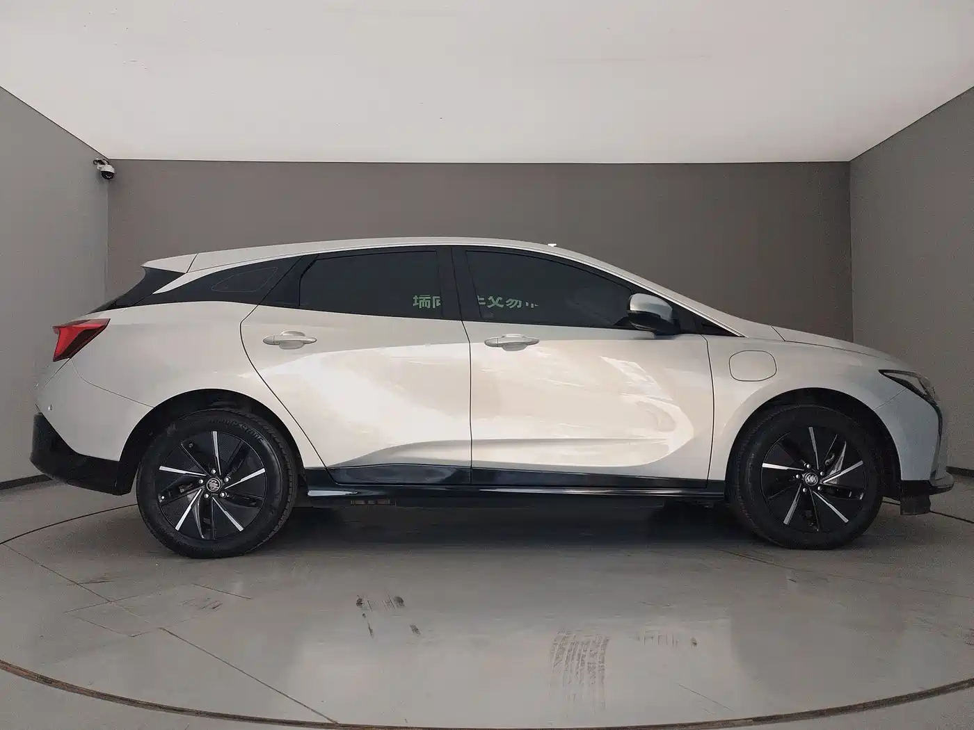 Buick Velite 6 2023 430km Premium Edition фото 4
