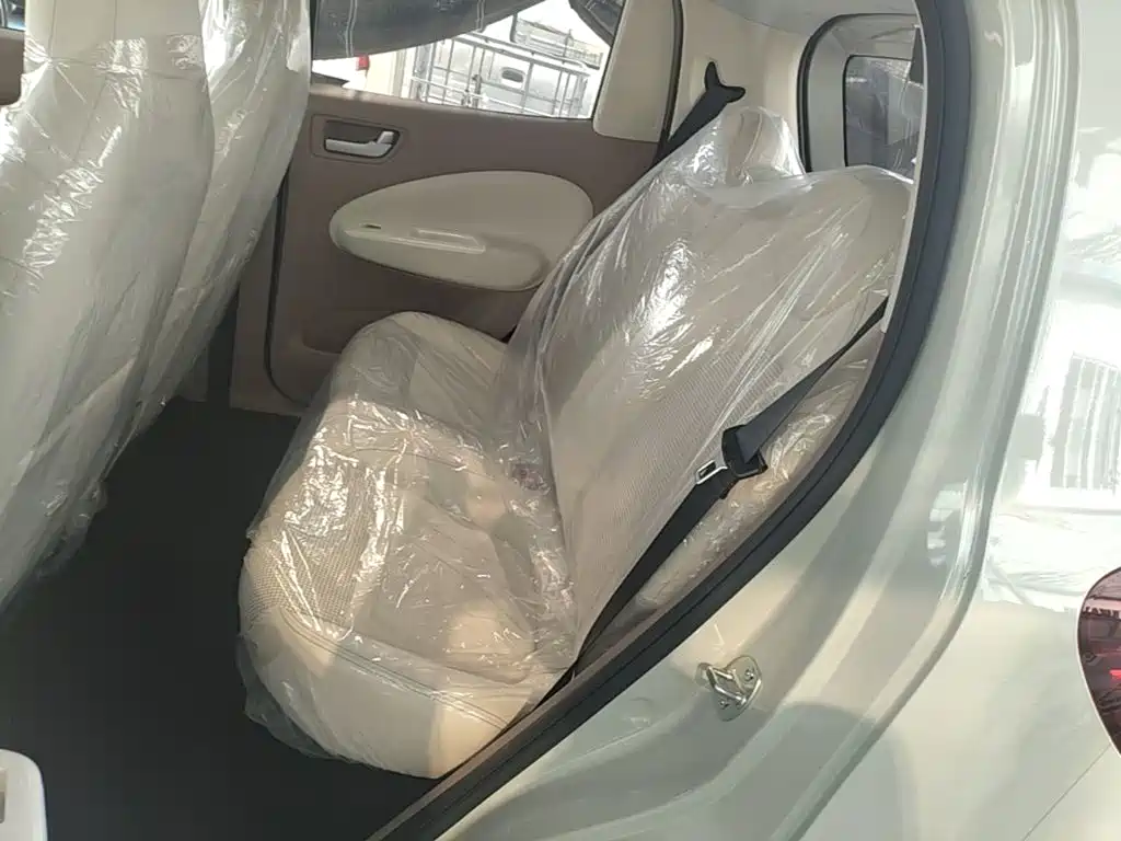 Wuling Motors Hongguang MINIEV 2026 2025 4-Door Advanced