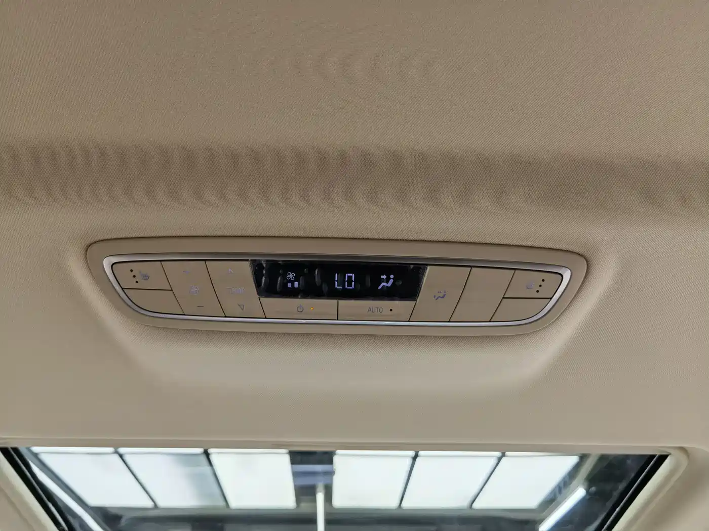 Buick GL8 2023 ES Landmaster Exclusive фото 19