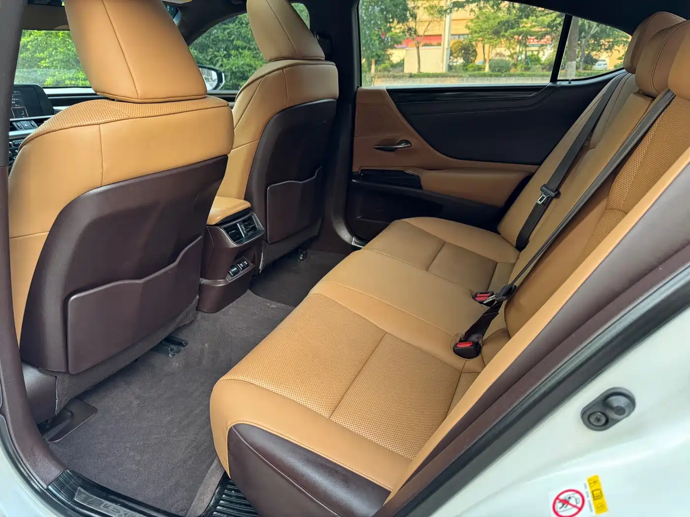 Lexus ES 2020 200 Excellence фото 8