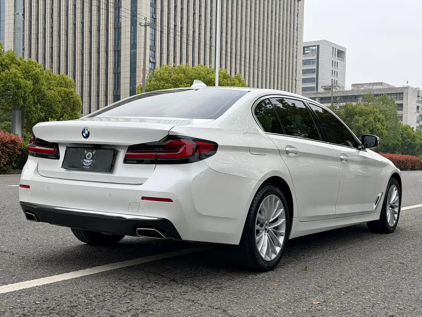 BMW 5-SERIES