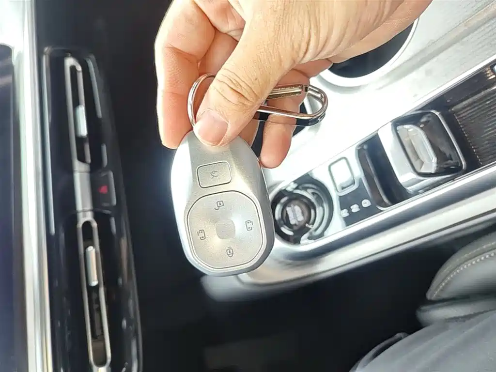 GAC Trumpchi Trumpchi E8 NEV 2024 Model 150km MAX+ фото 9