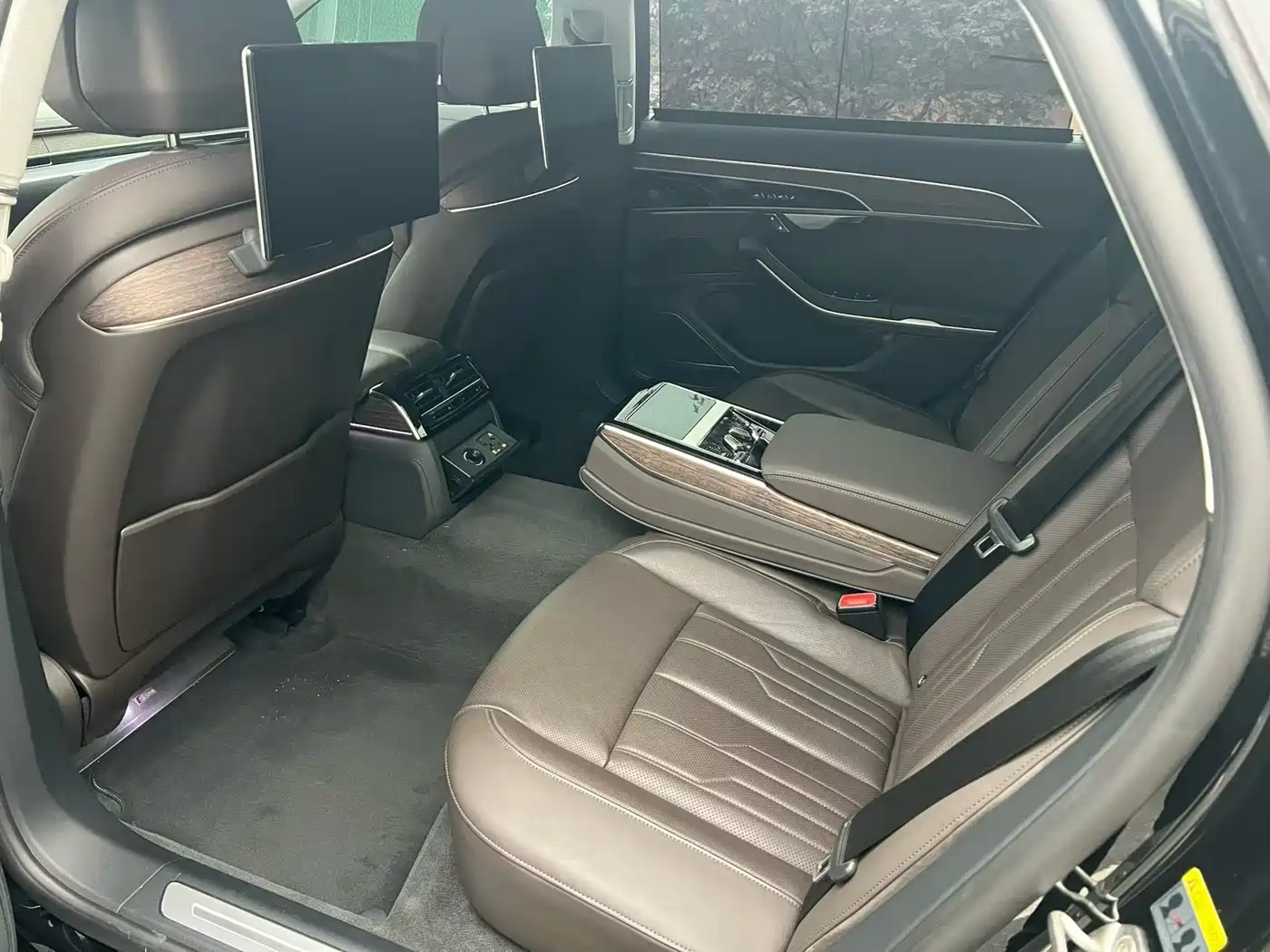 Audi A8 2023 A8L 55 TFSI quattro Flagship фото 5