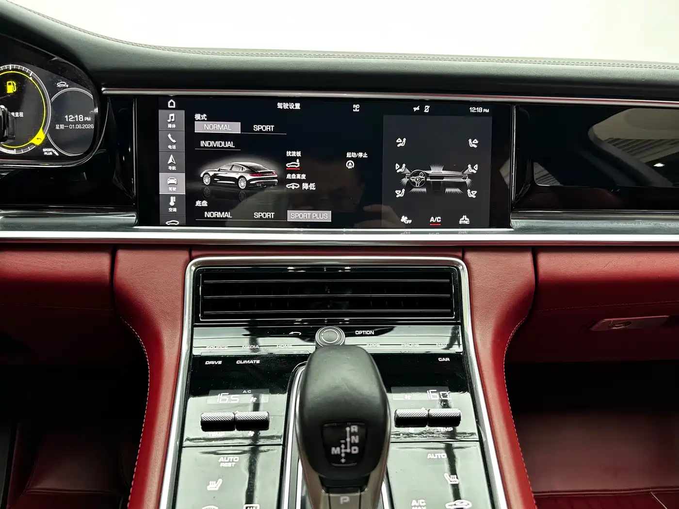 Porsche Panamera 2017 Panamera 3.0T фото 15