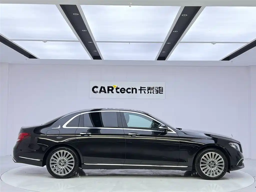 Mercedes-Benz E-Class 2020 E 300 L Luxury Model фото 6