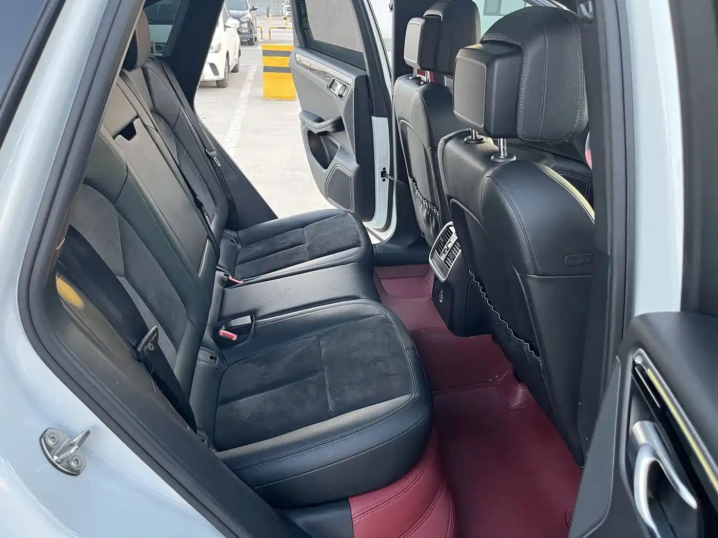 Porsche Macan 2018 Macan 2.0T фото 10