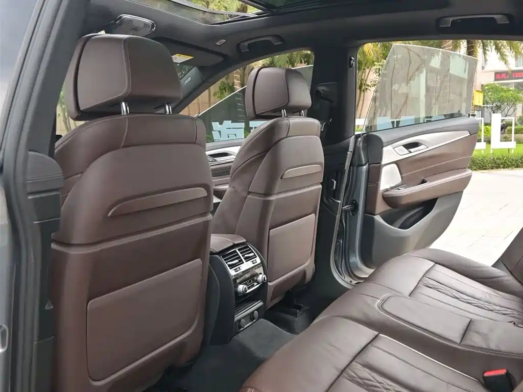 BMW 6 Series GT 2019 630i M Sport Grand Tourer Edition фото 12