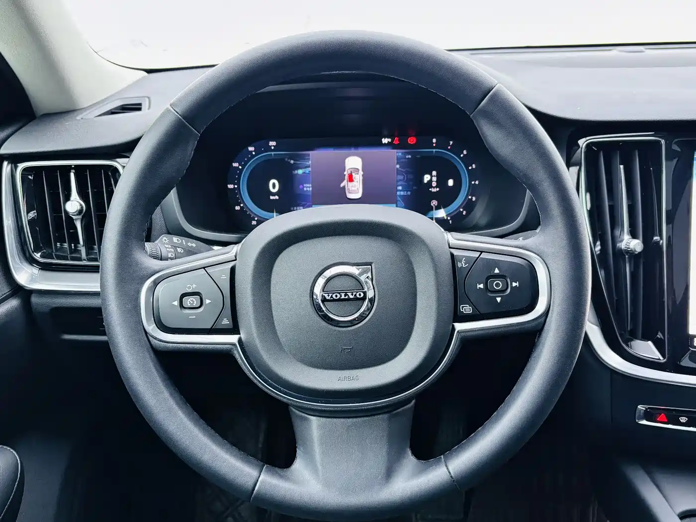 Фото 10 - Volvo S60