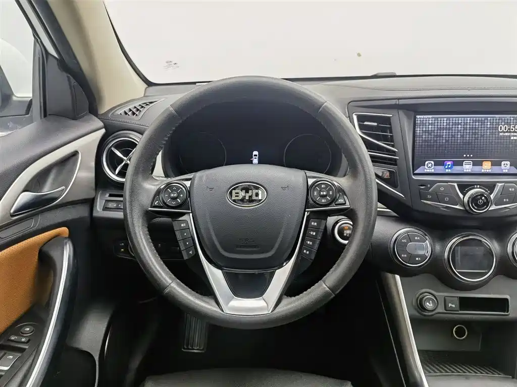 BYD Song 2016 1.5TI Manual Luxury фото 11