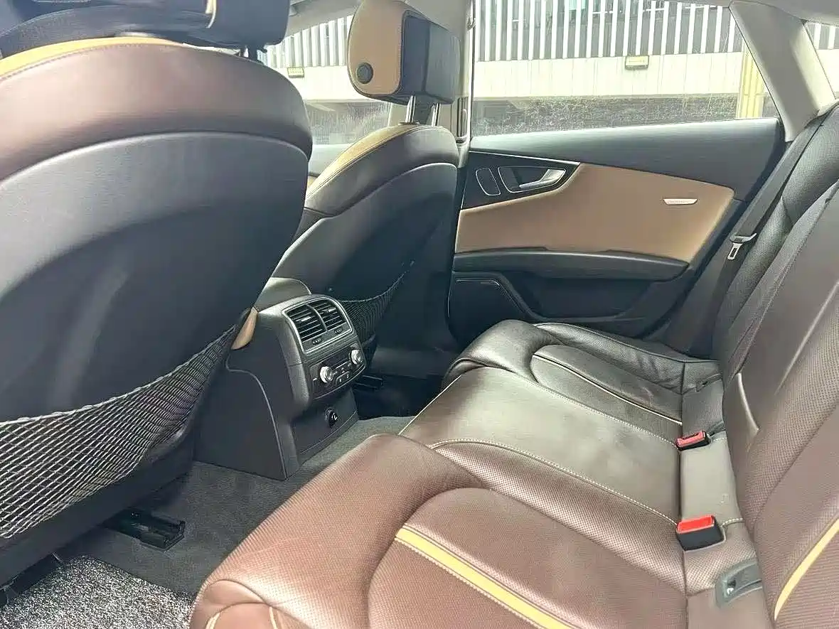 Audi A7 2014 50 TFSI quattro Comfort Edition фото 6