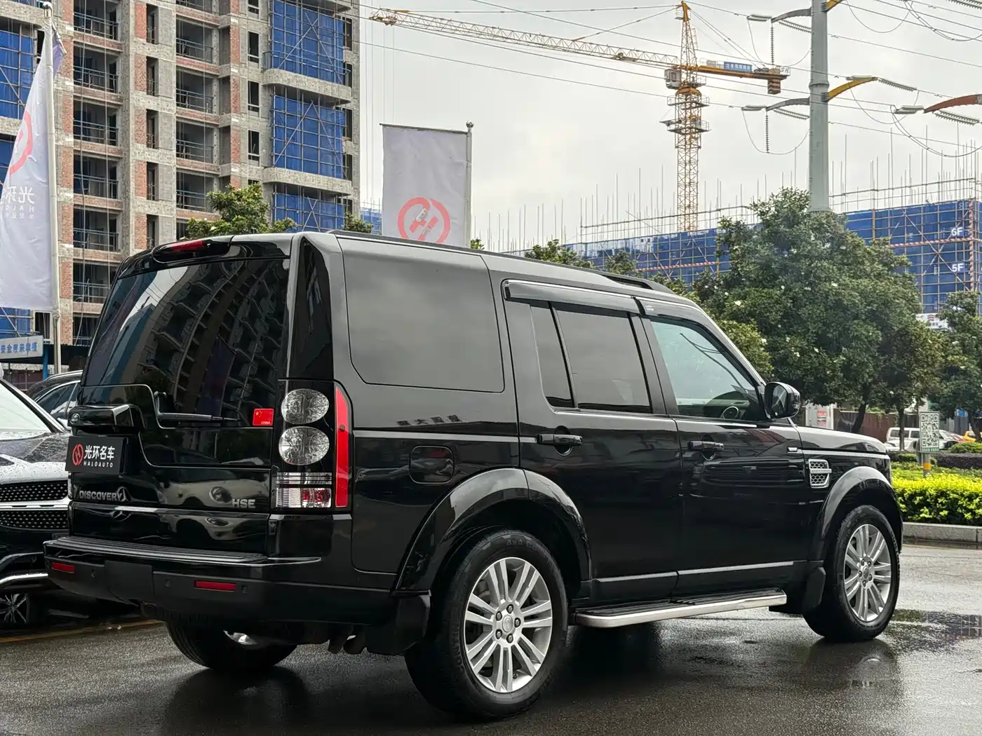 Land Rover Discovery 2015 3.0 SDV6 HSE Diesel фото 6