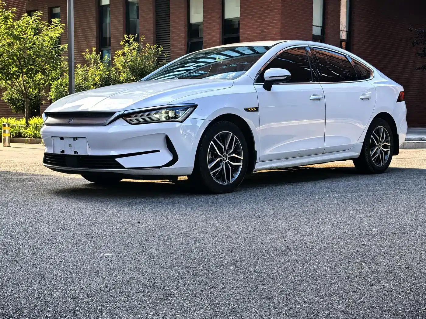 Фото 1 - BYD Qin PLUS