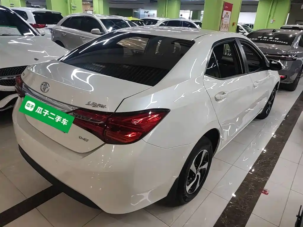 Toyota Levin 2017 Facelift 185T CVT Elite (China V) фото 7