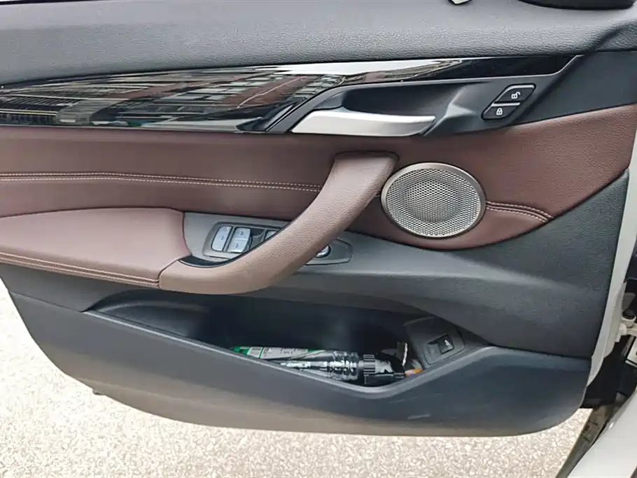 BMW X1 2022 sDrive25Li Leading фото 7