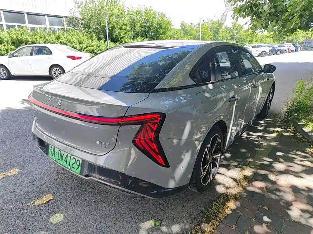 Hongqi EH7 2024 Model 760 Pro+ AWD фото 5