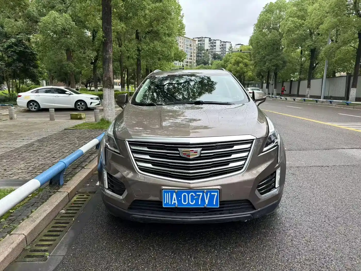 Cadillac XT5 2017 Anniversary Edition 28T 4WD Luxury фото 2