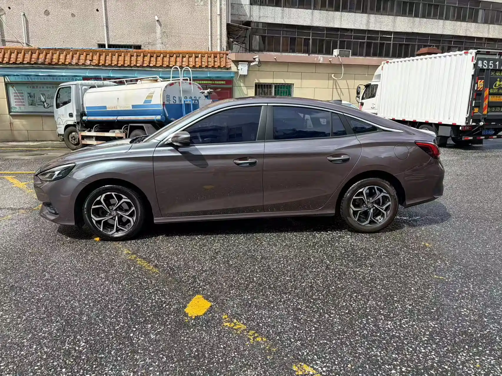 Фото 8 - MG MG5