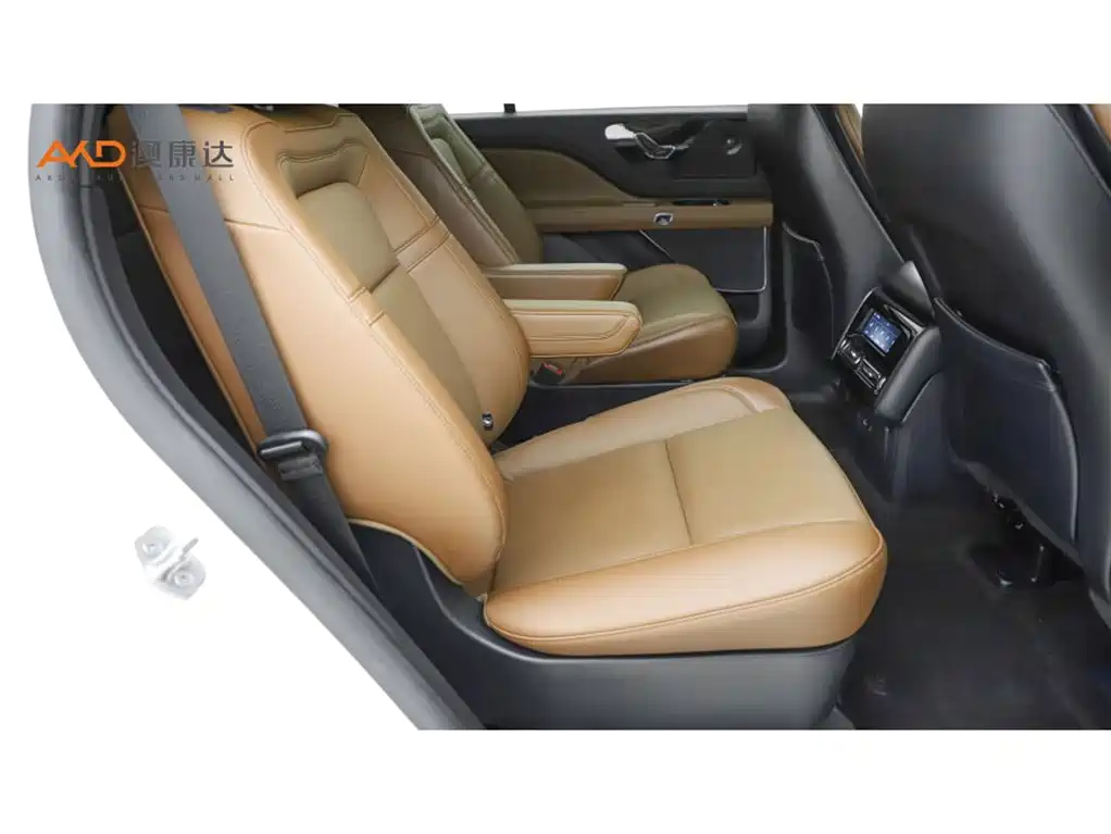 Lincoln Aviator 2023 3.0T V6 AWD Elegance Cruise Edition 6-Seater фото 8