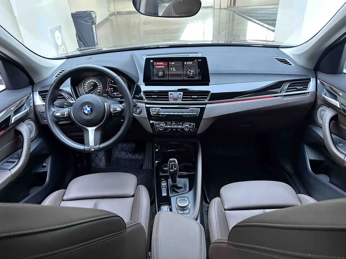 BMW X1 2022 sDrive20Li Premium фото 17