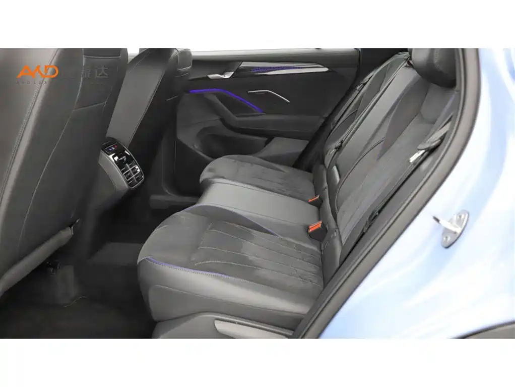 Volkswagen Tiguan L 2024 PRO 380TSI 4WD R-Line Premium Edition фото 7