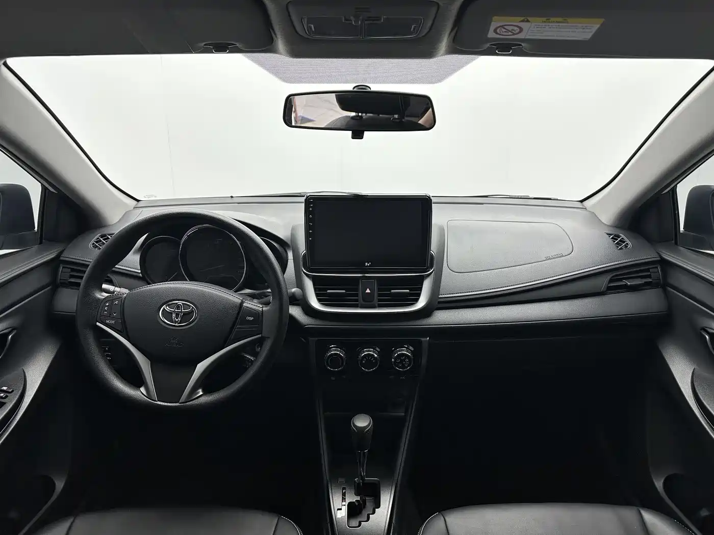 Toyota YARiS L Zhi Xuan 2022 Zhi Xuan X 1.5L CVT Luxury PLUS Edition фото 7