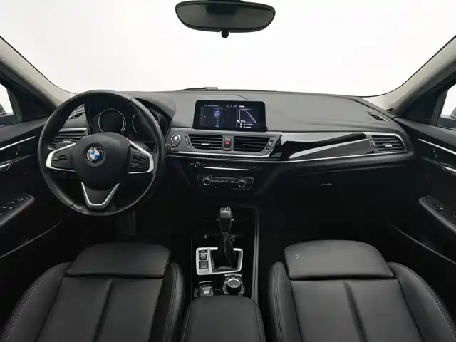 BMW 1 Series 2017 118i Sport — фото 5