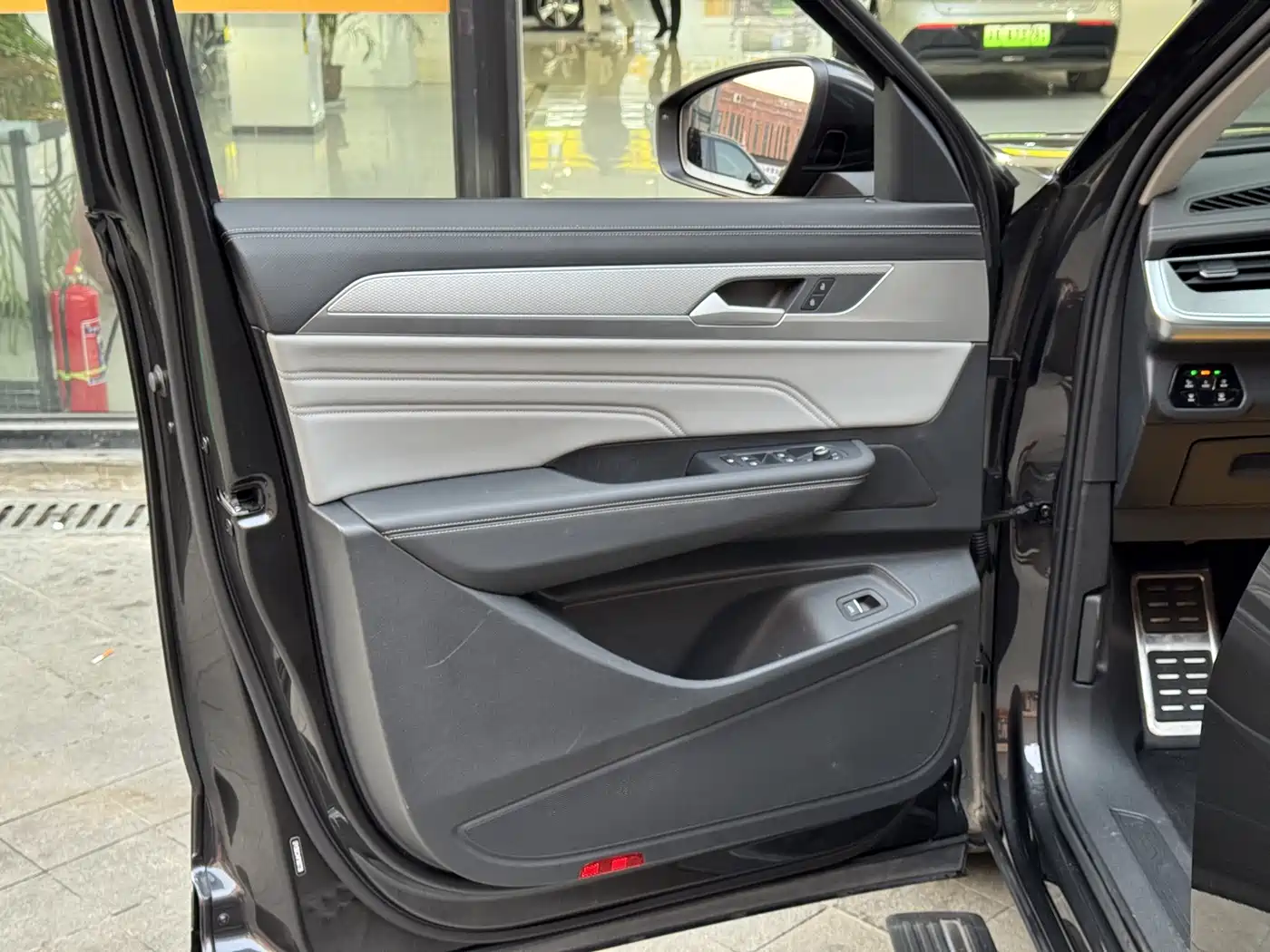 Volkswagen Talagon 2023 380TSI 4WD R-Line Touring Edition фото 17