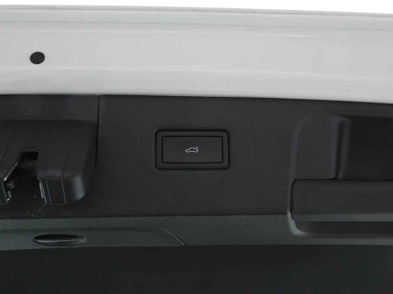 Volkswagen Tayron 2023 280TSI 2WD Luxury Plus Advanced Edition фото 13