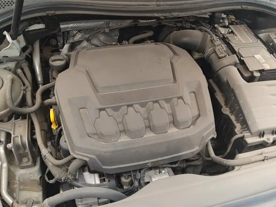 Volkswagen Tiguan L 2023 Facelift 330TSI Auto FWD R-Line Premium фото 10