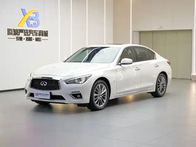 INFINITI Q50L