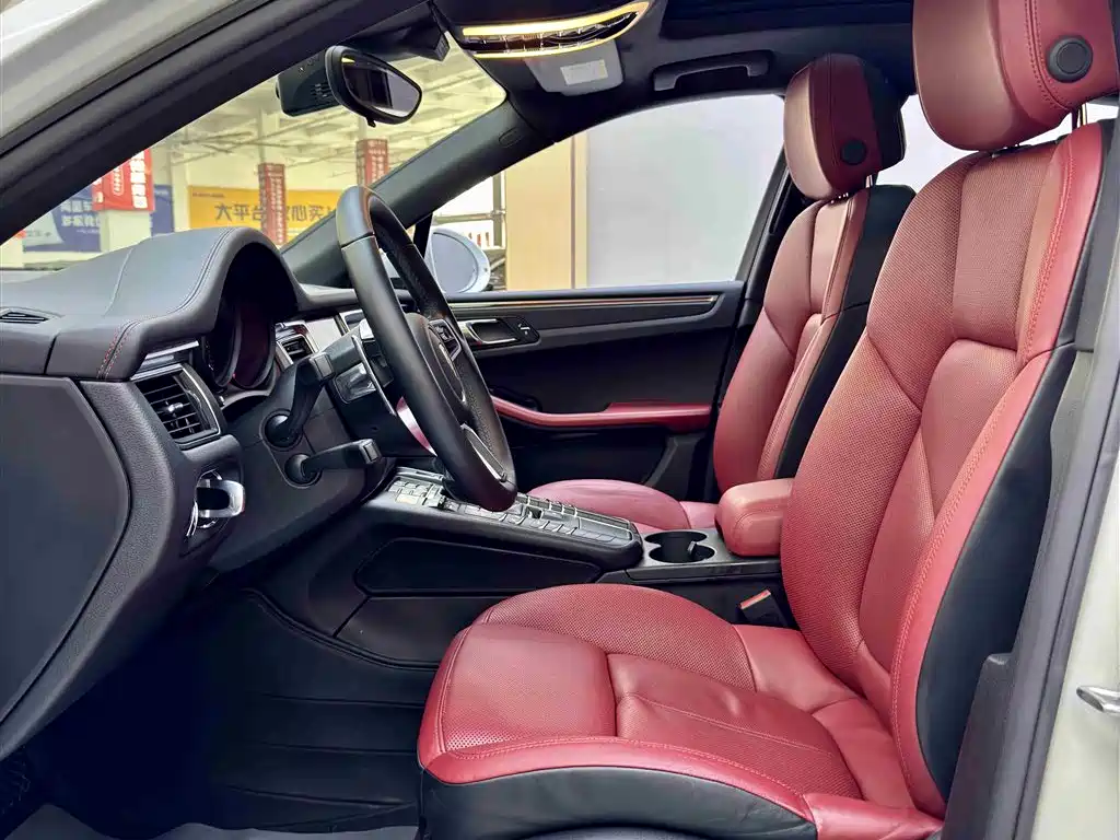 Porsche Macan 2017 Macan 2.0T фото 5
