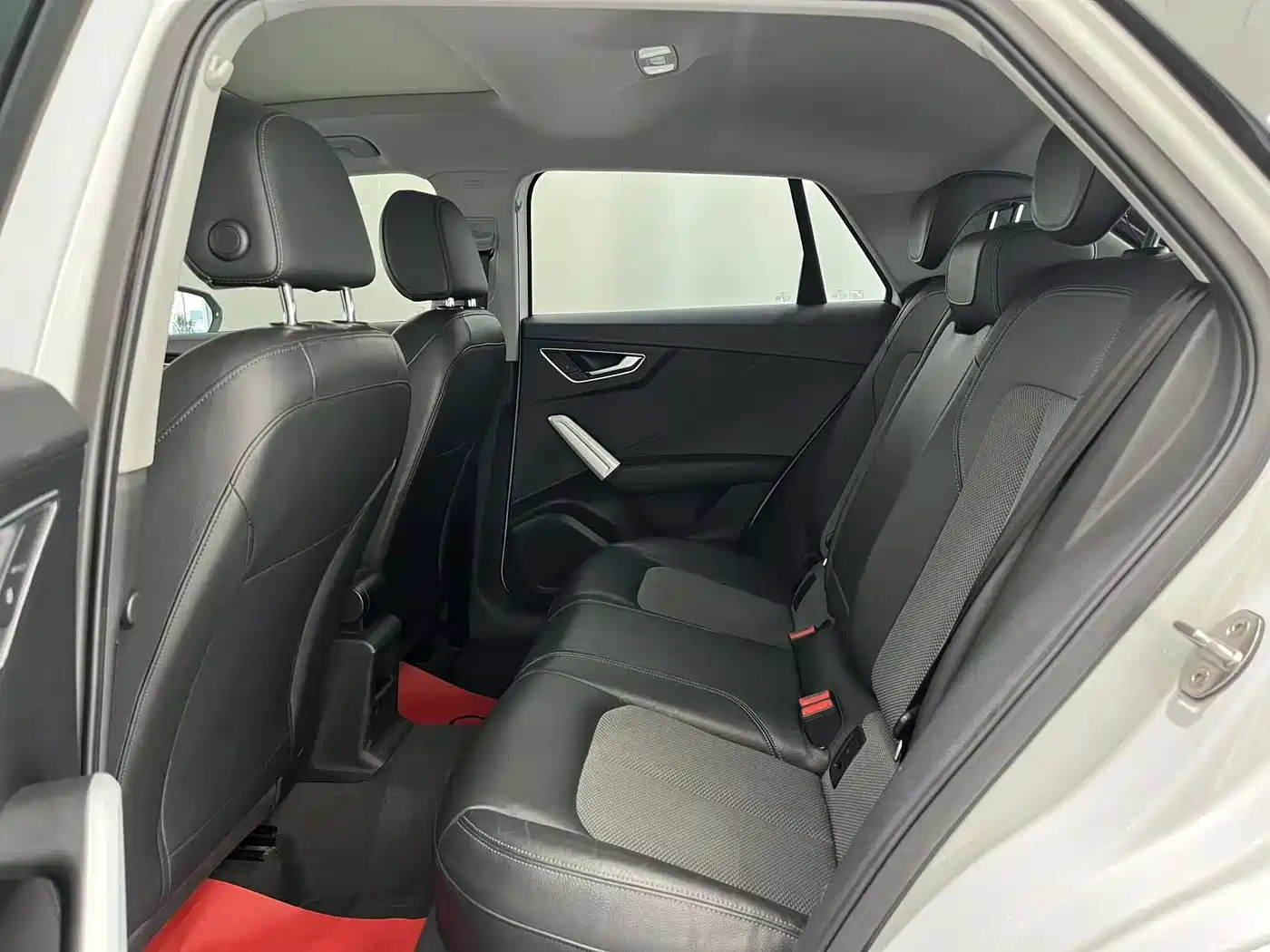 Audi Q2L 2018 35 TFSI Fashion Elegance China V фото 12