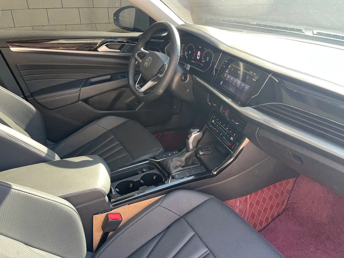 Volkswagen Passat 2025 2025 Outstanding 380TSI Dragon Soaring Edition