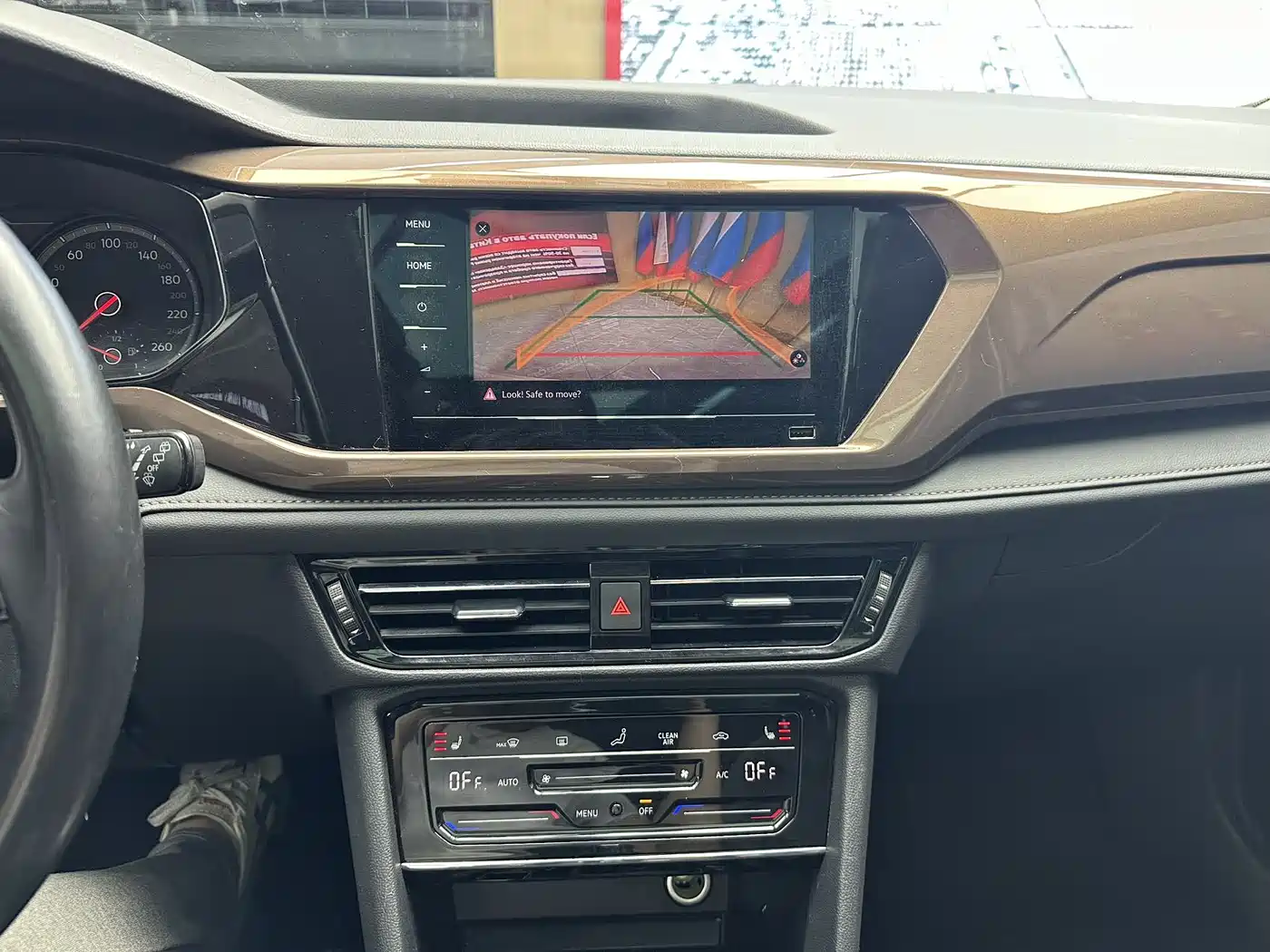 Volkswagen Tharu 2021 280TSI 2WD Luxury Plus фото 14