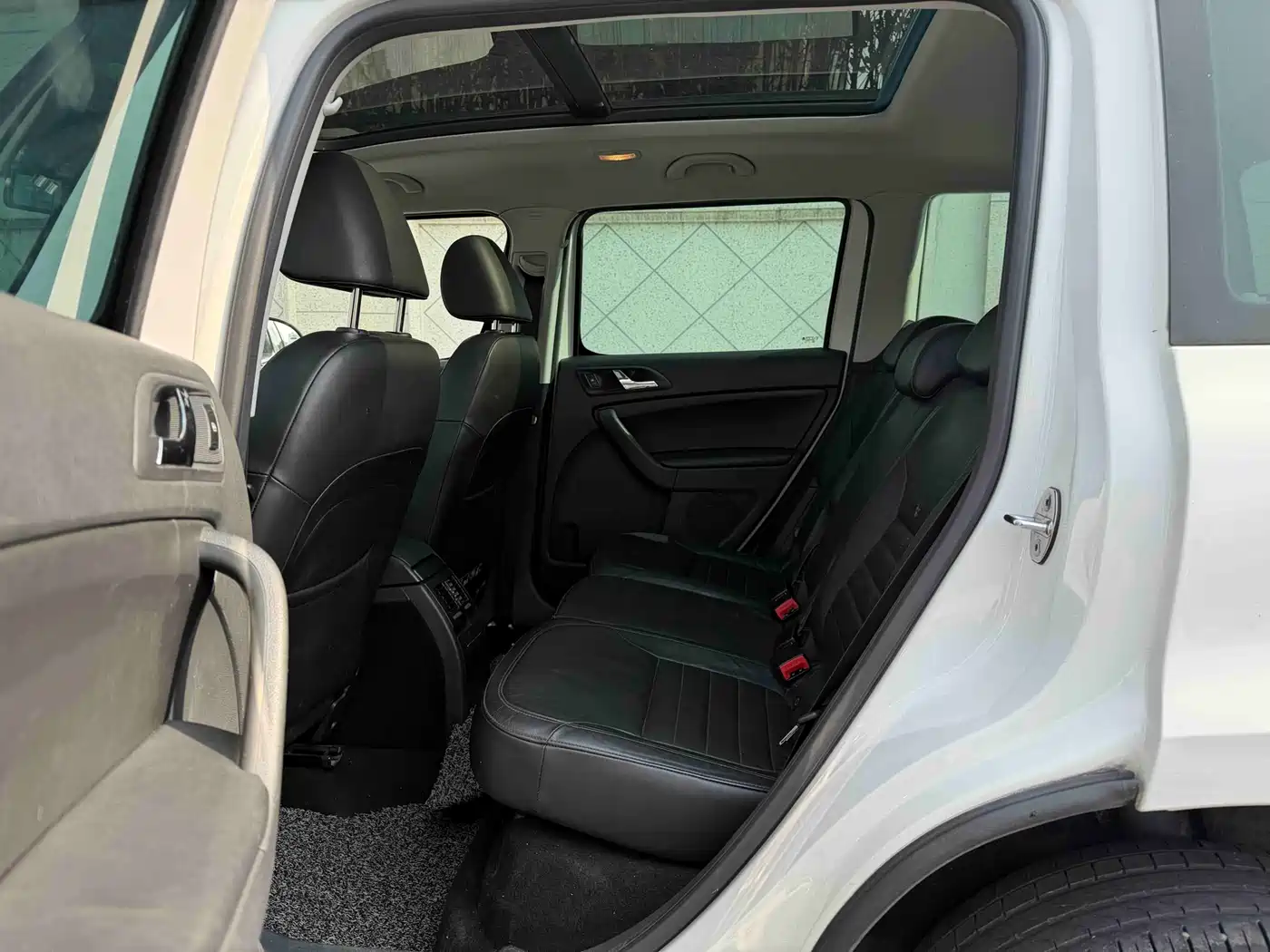 Škoda Yeti (Import) 2013 1.8T DSG Premium Edition фото 7