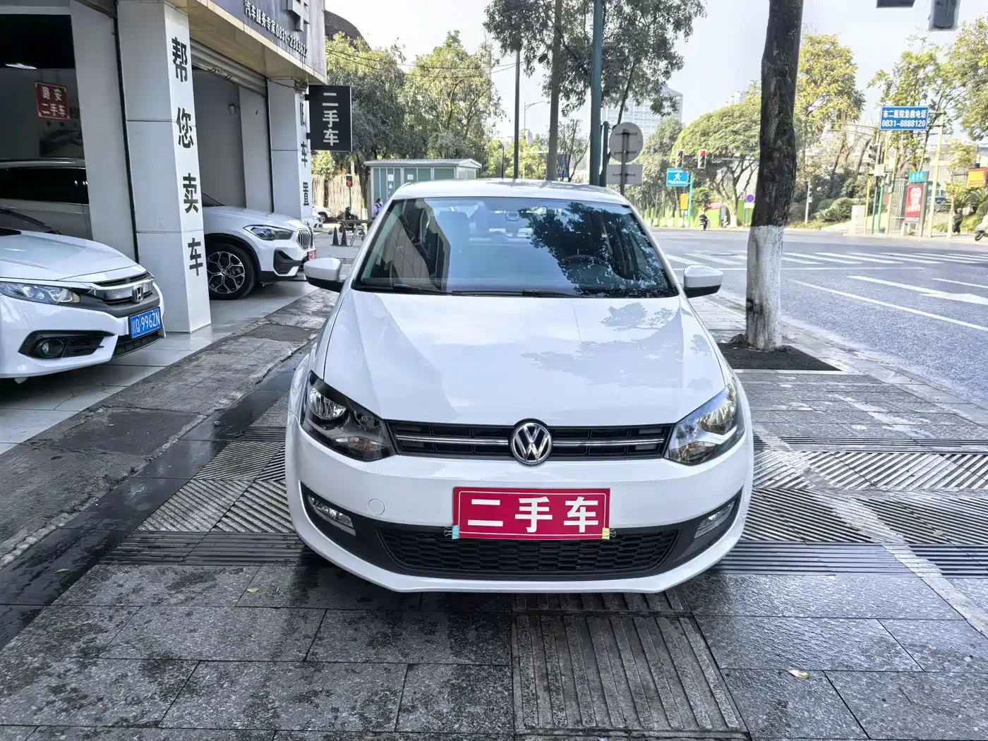 Volkswagen Polo 2013 1.6L Manual Comfort Edition фото 2