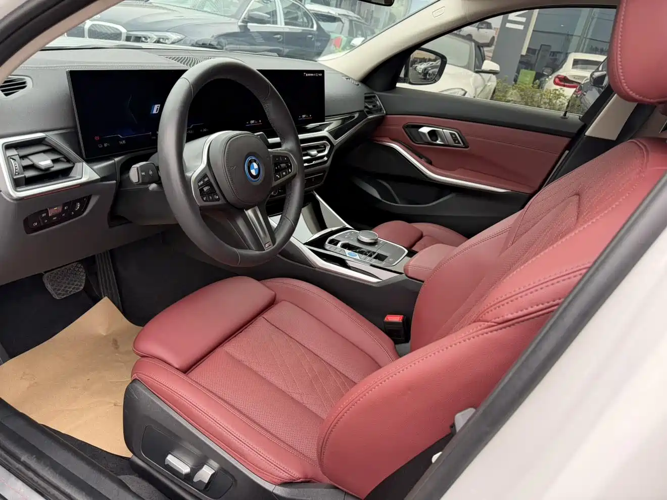 BMW i3 2022 eDrive 35 L фото 6